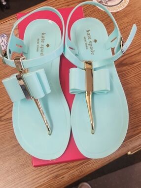 kate spade Mint Bow Jelly Sandals with Gold Accent Size 9